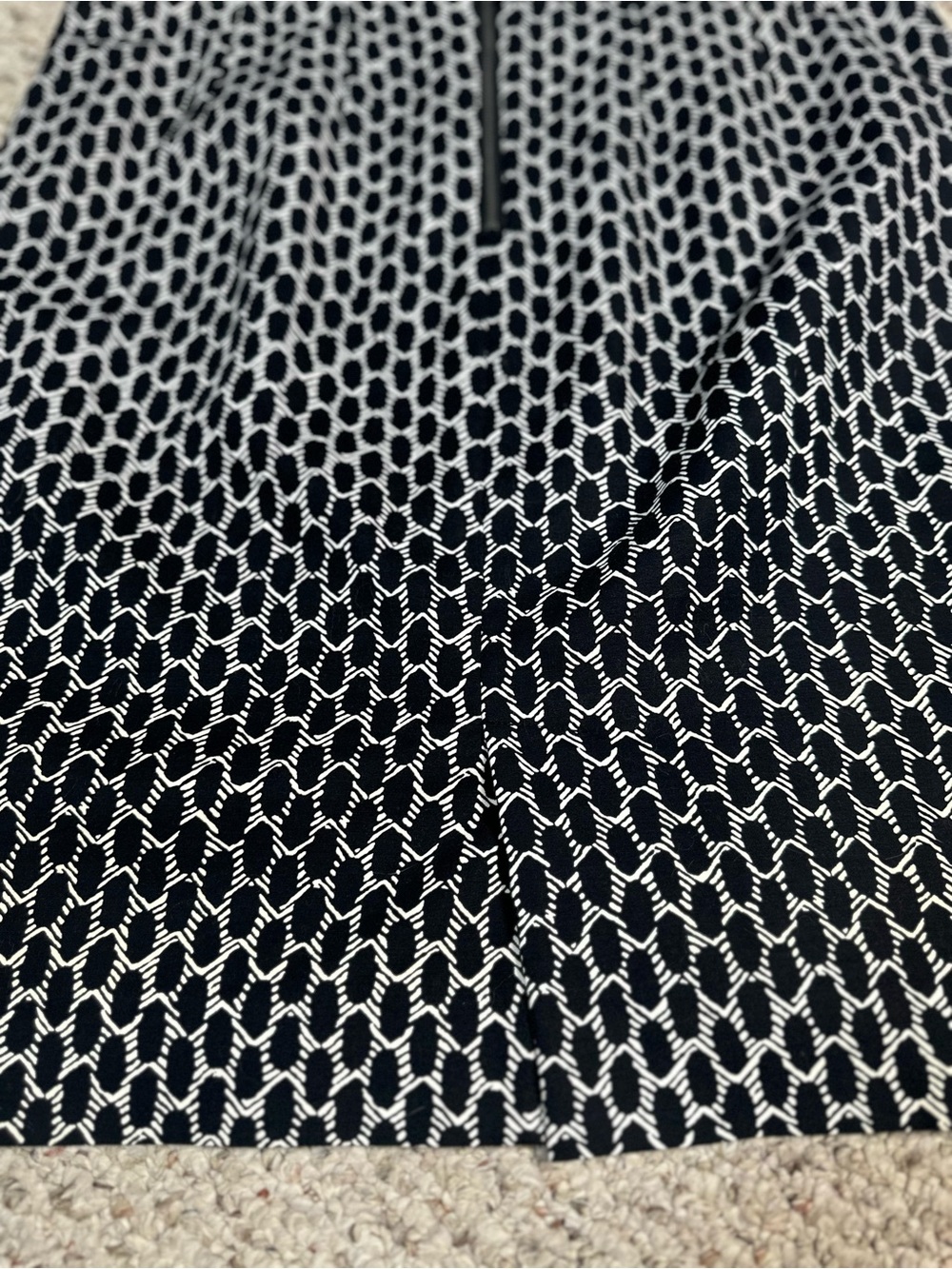 Adrianna Papell Pencil Skirt Black & White Size 10 - Picture 2 of 6